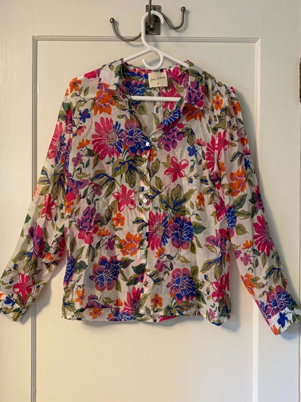 Easy Clothes silk blend sheer floral button up blouse size medium